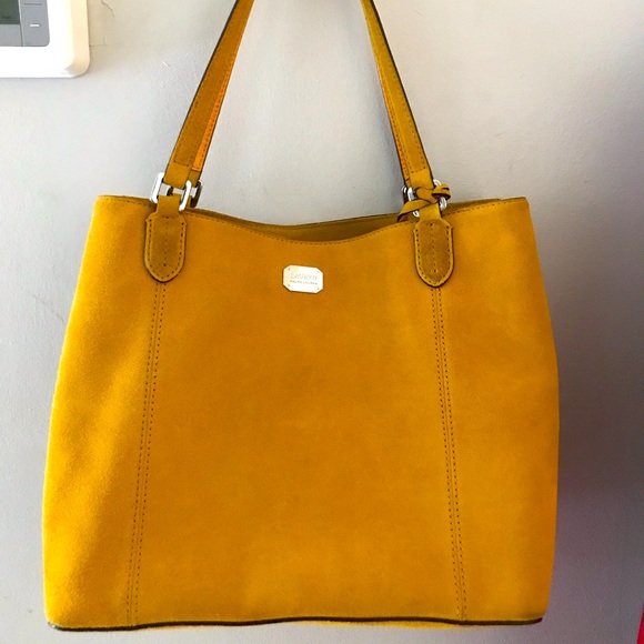 Ralph Lauren suede mustard yellow handbag 🔥